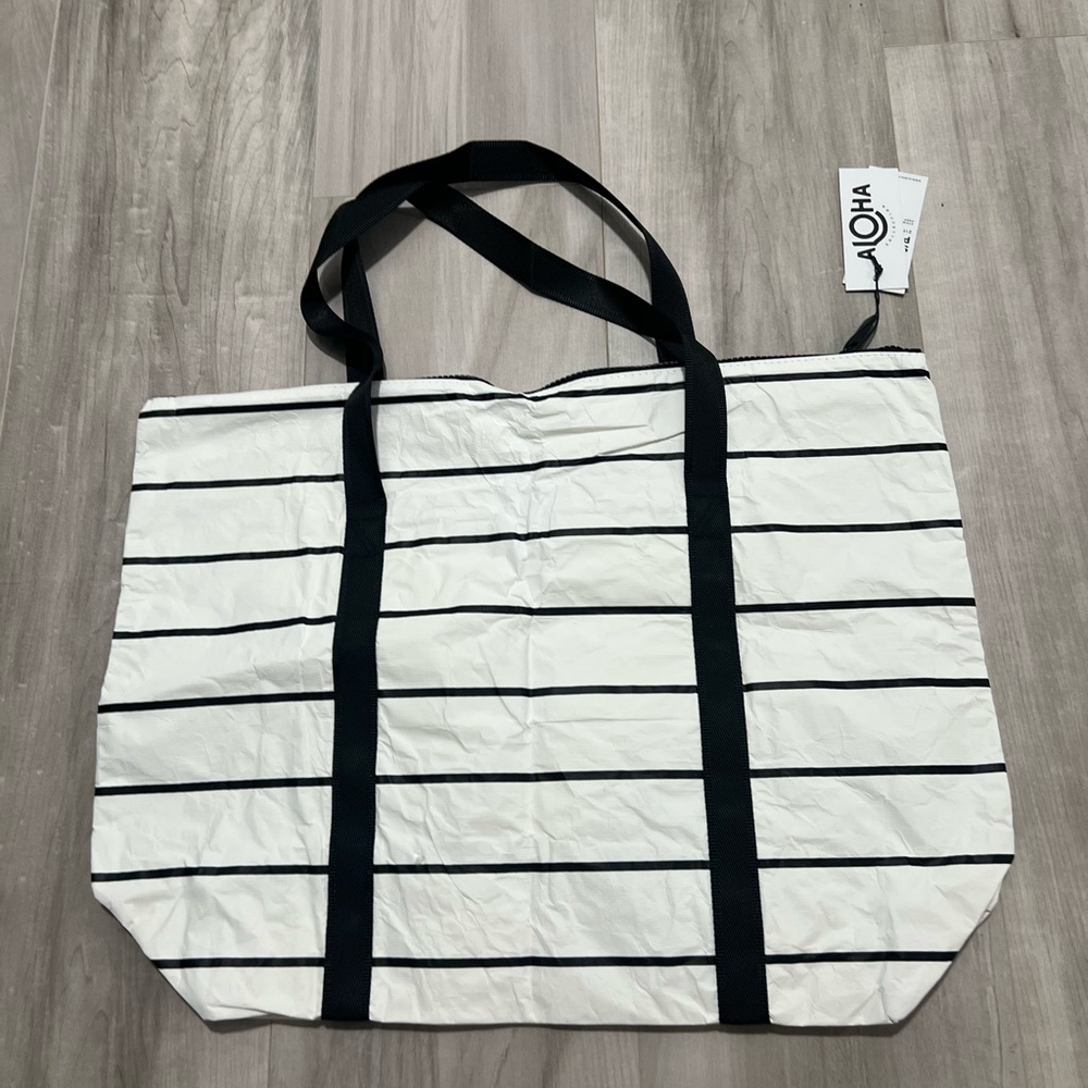 Aloha collection zipper tote bag - Picture 2 of 2
